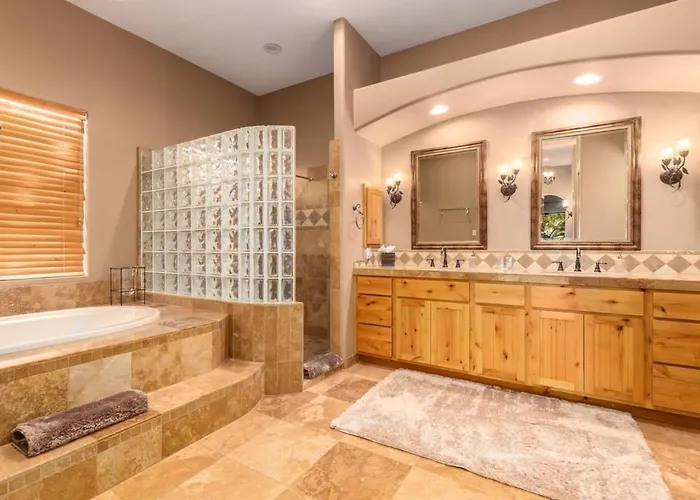 Holiday home Desert Foothils Private Oasis