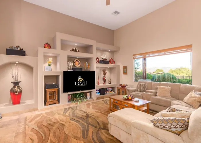 Desert Foothils Private Oasis Holiday home